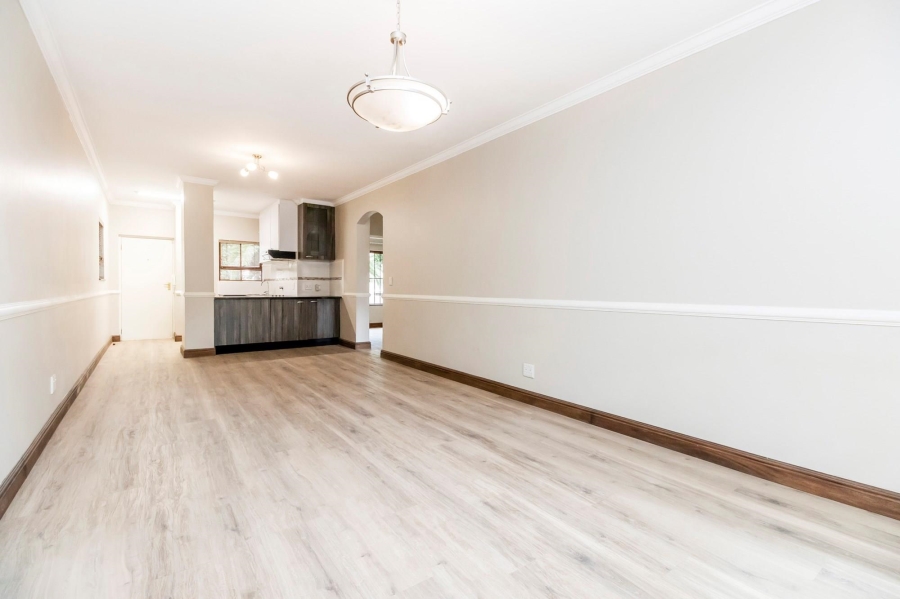 2 Bedroom Property for Sale in Saxonwold Gauteng