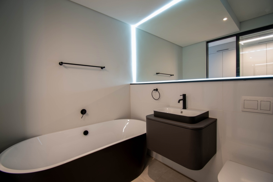 To Let 2 Bedroom Property for Rent in Waterfall Gauteng