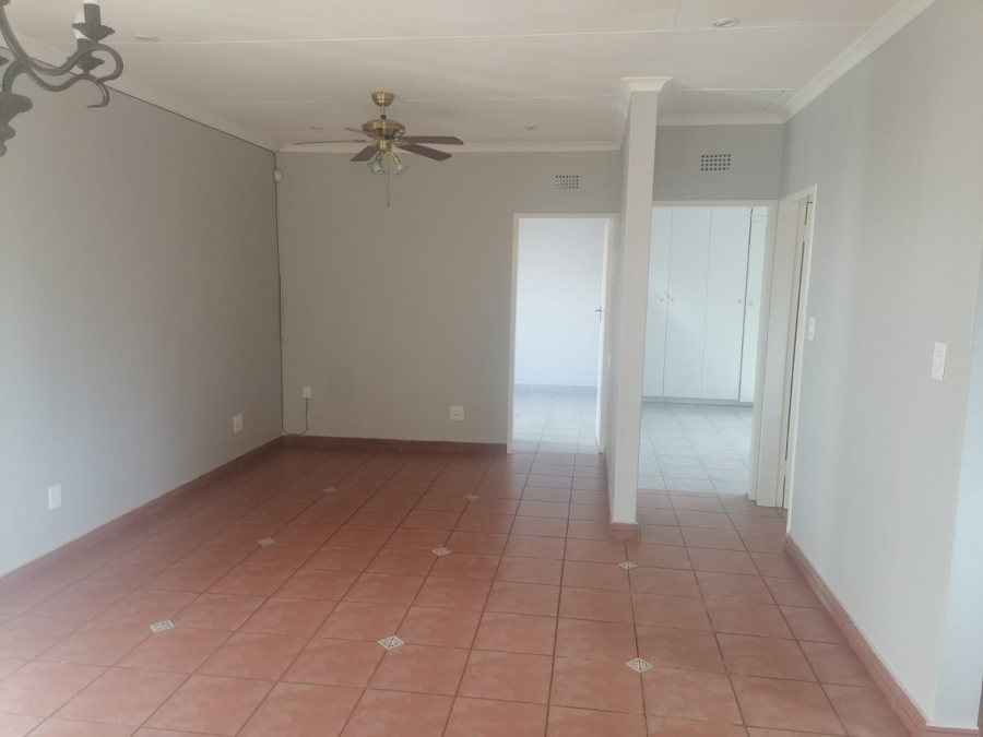 To Let 3 Bedroom Property for Rent in Horison Gauteng