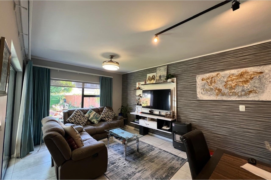 3 Bedroom Property for Sale in North Riding Gauteng