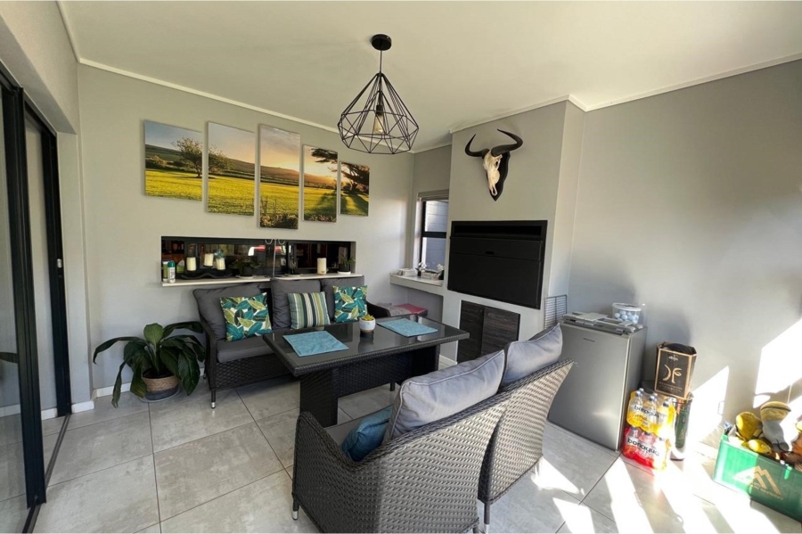 3 Bedroom Property for Sale in North Riding Gauteng