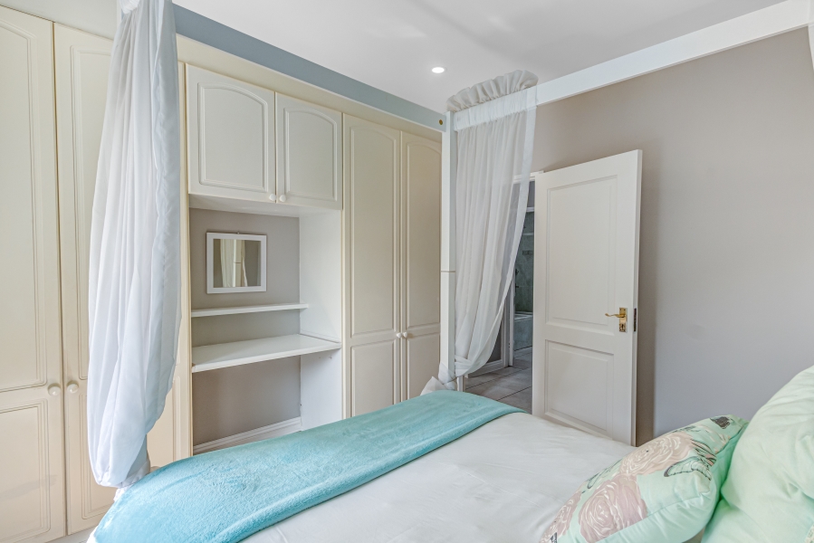 4 Bedroom Property for Sale in Lonehill Gauteng