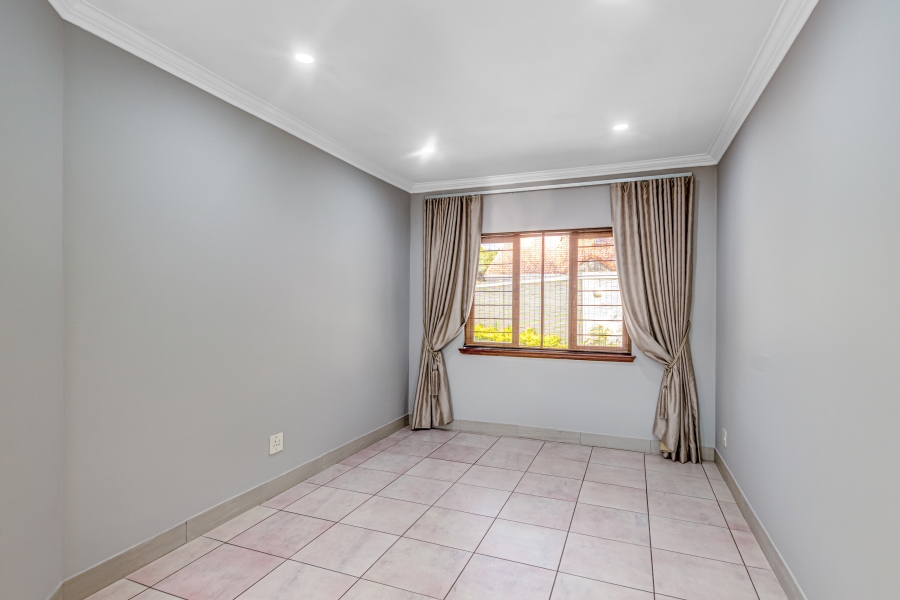4 Bedroom Property for Sale in Lonehill Gauteng
