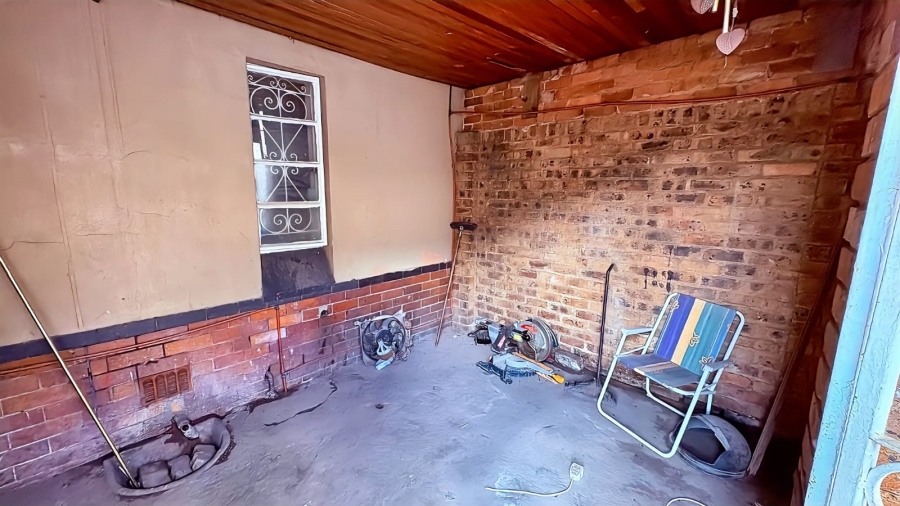 Commercial Property for Sale in Brakpan Central Gauteng