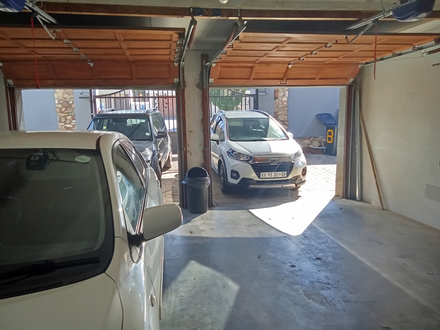 3 Bedroom Property for Sale in Florida Glen Gauteng
