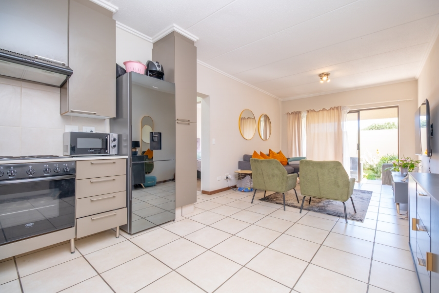 1 Bedroom Property for Sale in Lonehill Gauteng