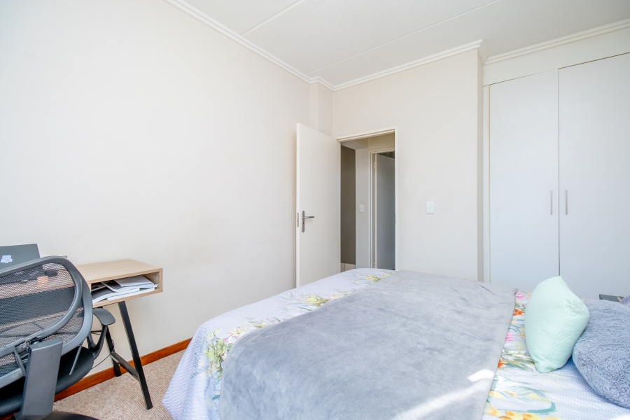1 Bedroom Property for Sale in Lonehill Gauteng
