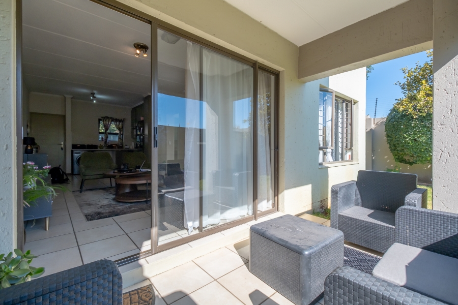 1 Bedroom Property for Sale in Lonehill Gauteng