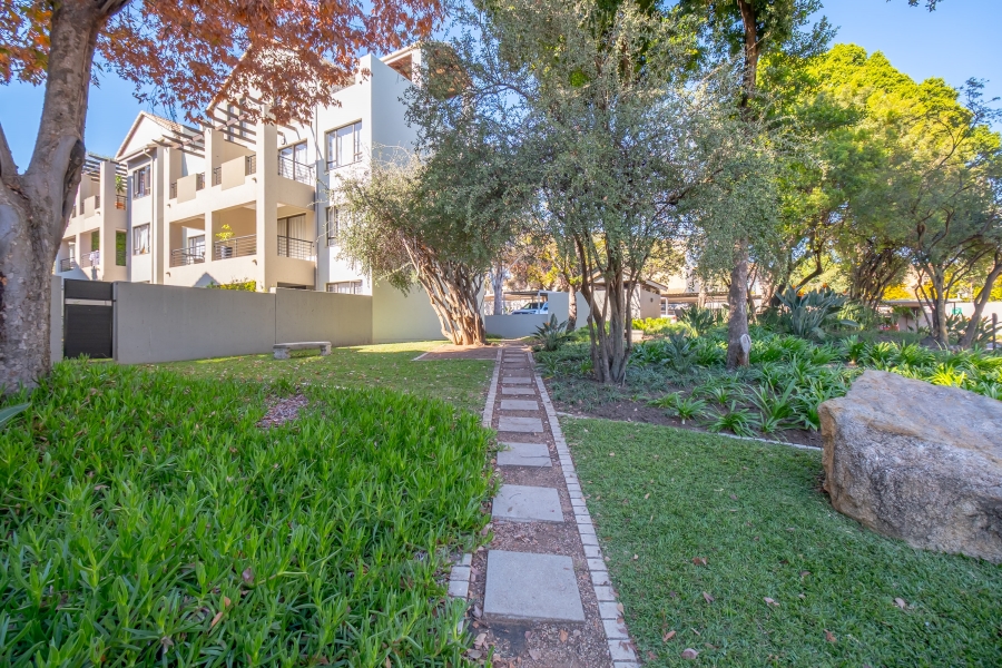 1 Bedroom Property for Sale in Lonehill Gauteng