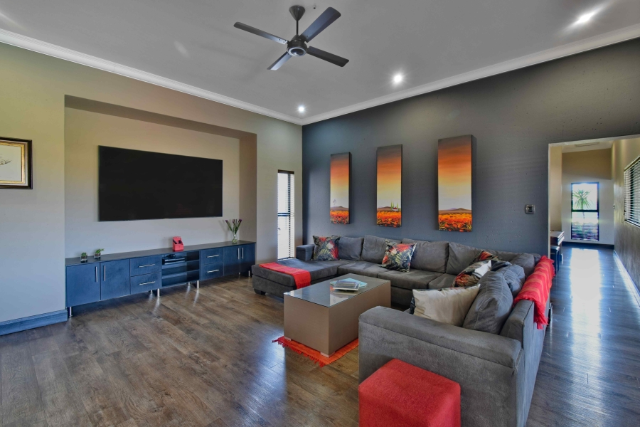 10 Bedroom Property for Sale in Dunblane Lifestyle and Equestrian Estate Gauteng