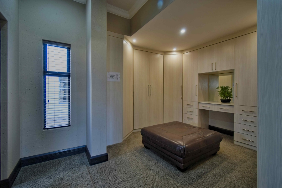 10 Bedroom Property for Sale in Dunblane Lifestyle and Equestrian Estate Gauteng