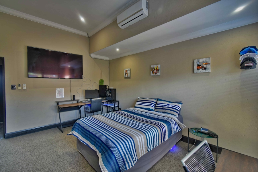 10 Bedroom Property for Sale in Dunblane Lifestyle and Equestrian Estate Gauteng
