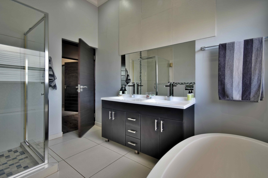 10 Bedroom Property for Sale in Dunblane Lifestyle and Equestrian Estate Gauteng