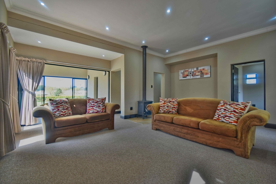 10 Bedroom Property for Sale in Dunblane Lifestyle and Equestrian Estate Gauteng