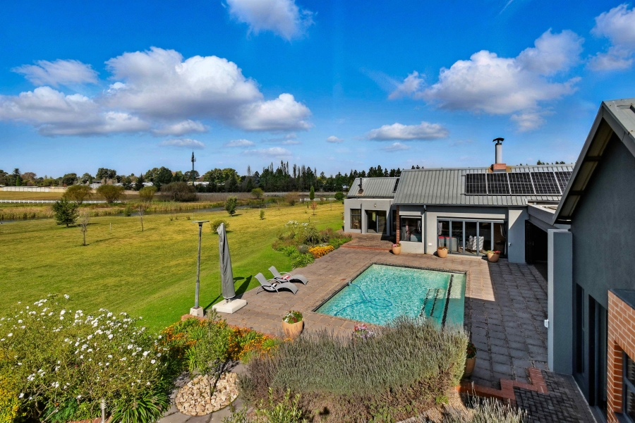 10 Bedroom Property for Sale in Dunblane Lifestyle and Equestrian Estate Gauteng