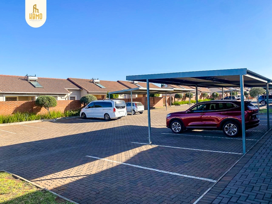 3 Bedroom Property for Sale in Monavoni A H Gauteng