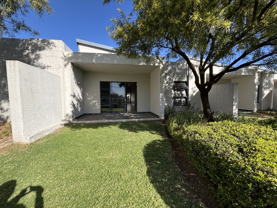 To Let 3 Bedroom Property for Rent in Jackal Creek Golf Estate Gauteng