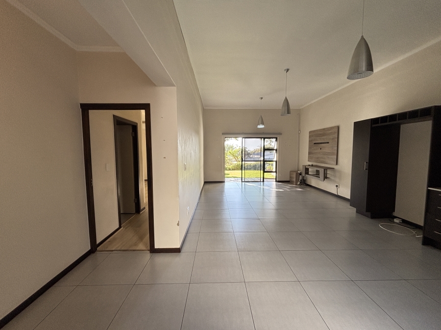 To Let 3 Bedroom Property for Rent in Jackal Creek Golf Estate Gauteng