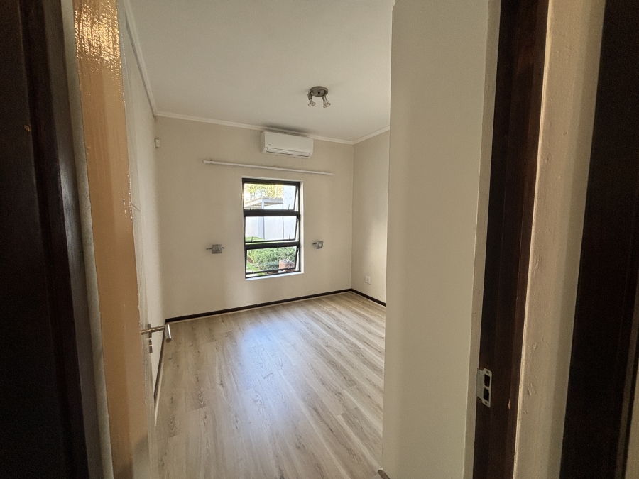 To Let 3 Bedroom Property for Rent in Jackal Creek Golf Estate Gauteng