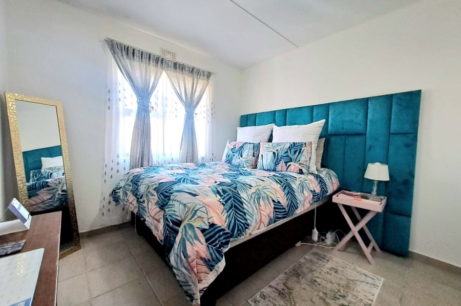 2 Bedroom Property for Sale in Albertsdal Gauteng