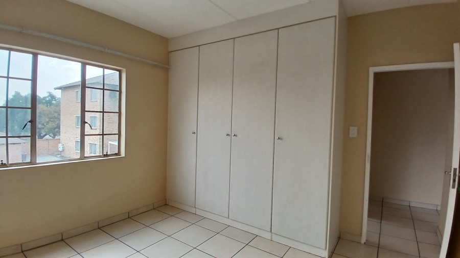 To Let 2 Bedroom Property for Rent in Elspark Gauteng