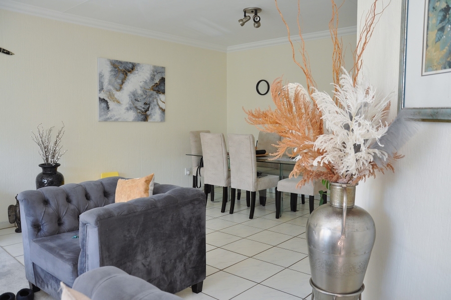 To Let 3 Bedroom Property for Rent in Edenburg Gauteng