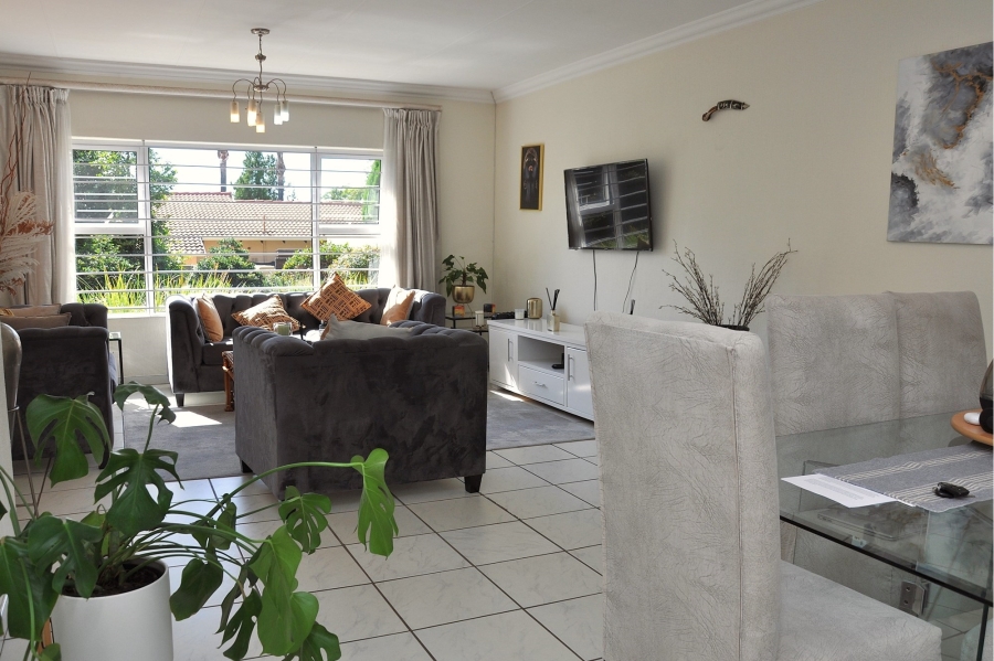 To Let 3 Bedroom Property for Rent in Edenburg Gauteng