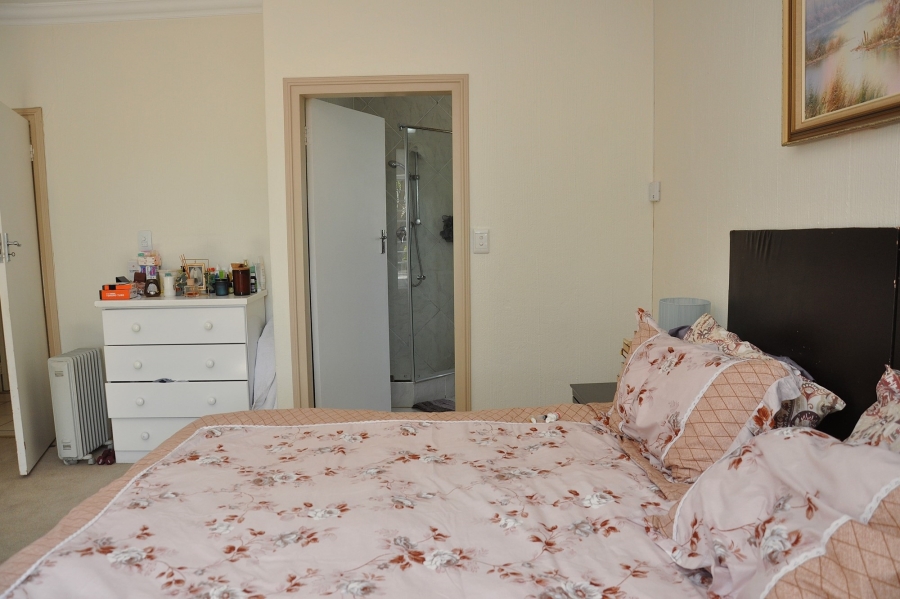 To Let 3 Bedroom Property for Rent in Edenburg Gauteng