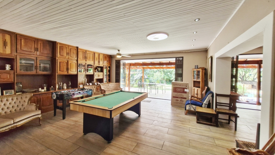 5 Bedroom Property for Sale in Florauna Gauteng