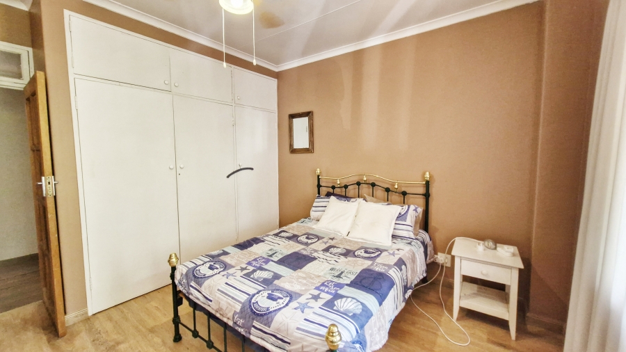5 Bedroom Property for Sale in Florauna Gauteng