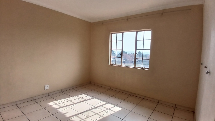 To Let 3 Bedroom Property for Rent in Elspark Gauteng