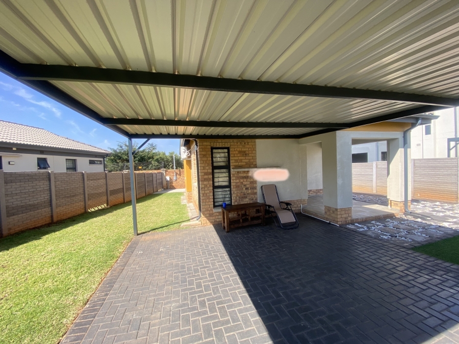 3 Bedroom Property for Sale in Lotus Gardens Gauteng