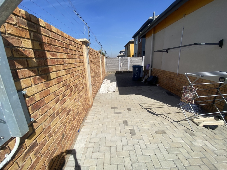 3 Bedroom Property for Sale in Lotus Gardens Gauteng