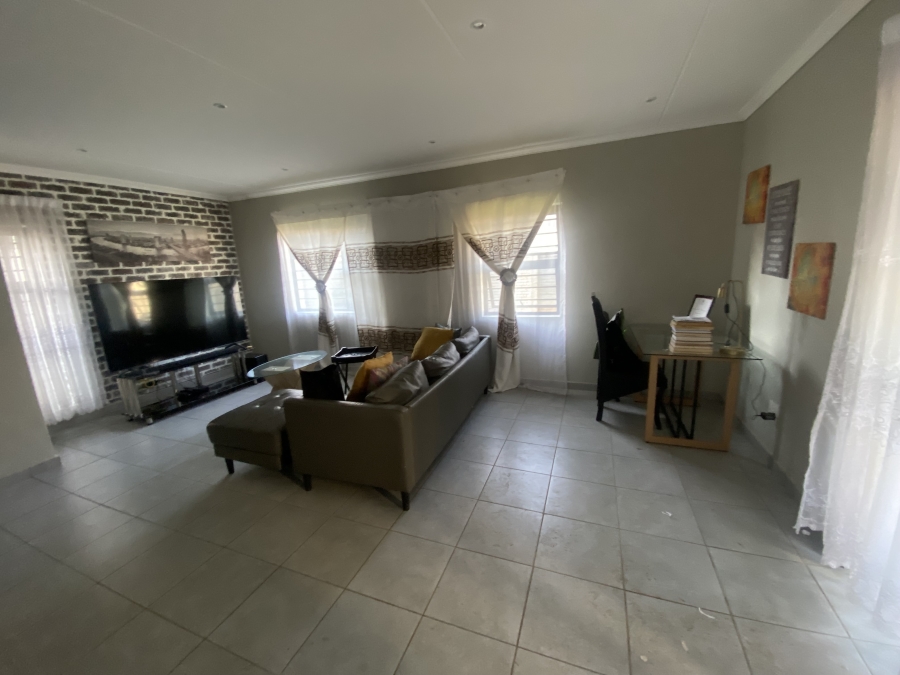 4 Bedroom Property for Sale in Danville Gauteng
