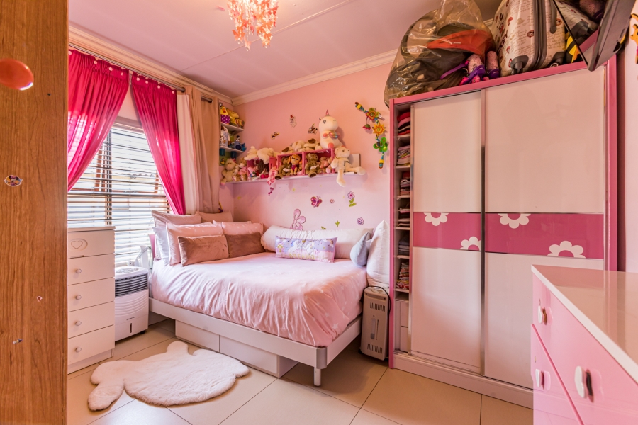 3 Bedroom Property for Sale in Equestria Gauteng