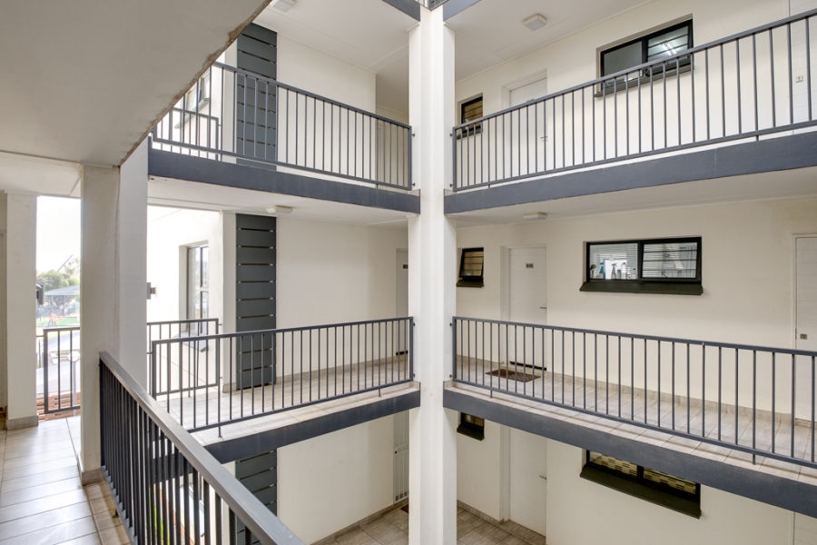 To Let 1 Bedroom Property for Rent in Linbro Park Gauteng