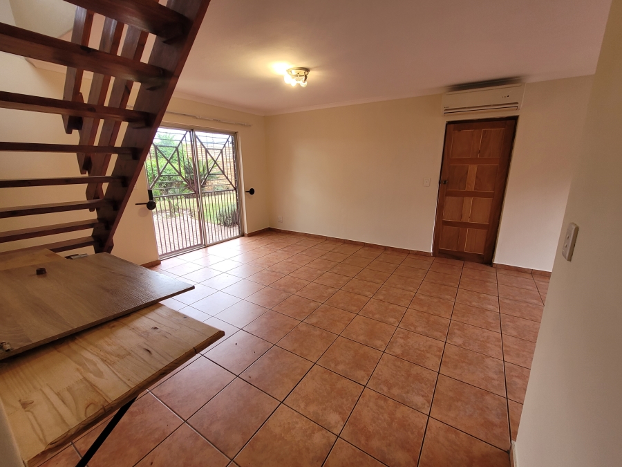 To Let 4 Bedroom Property for Rent in Wilgeheuwel Gauteng