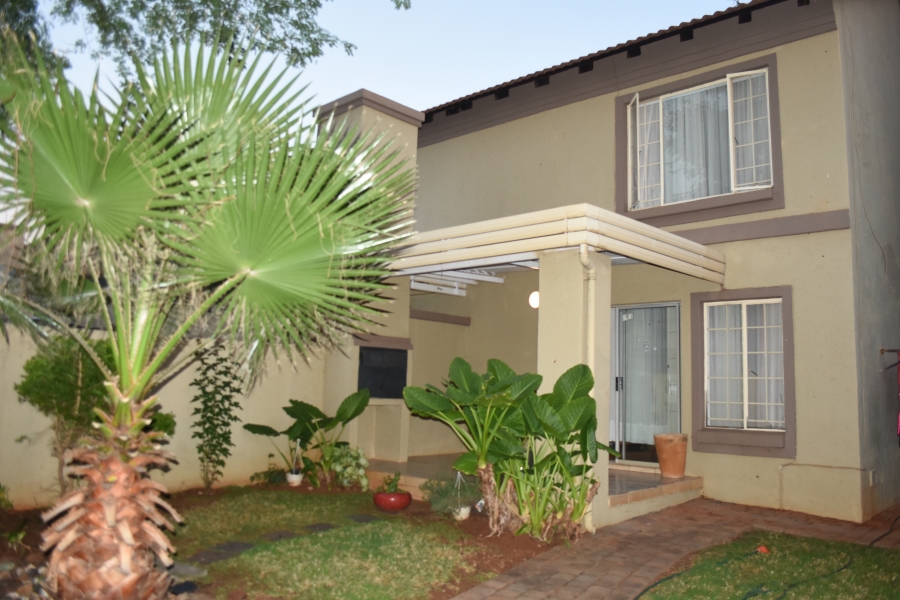 2 Bedroom Property for Sale in Annlin Gauteng