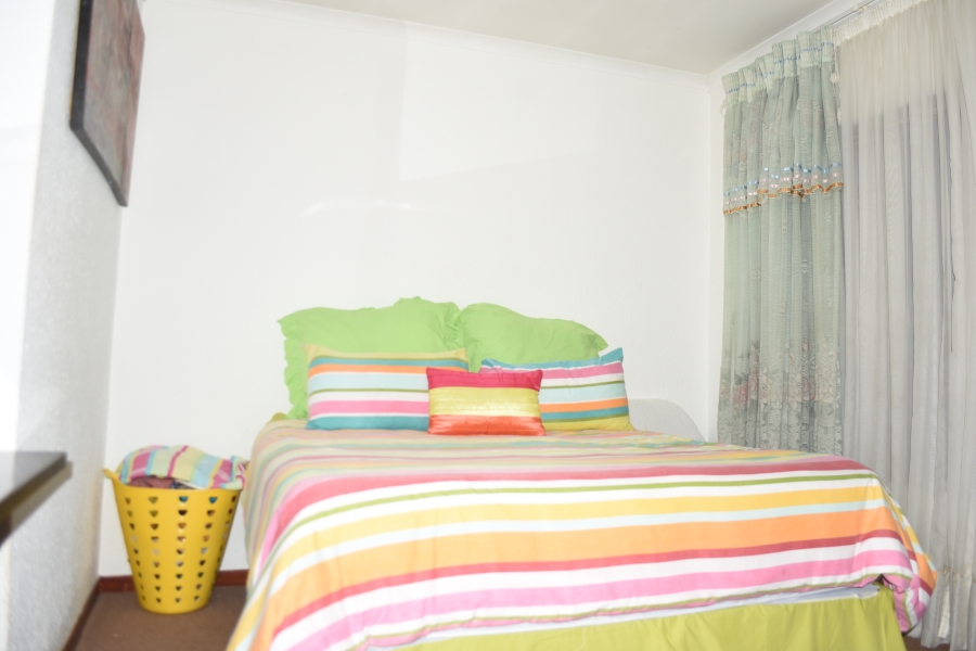 2 Bedroom Property for Sale in Annlin Gauteng