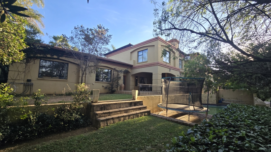 4 Bedroom Property for Sale in Woodhill Estate Gauteng