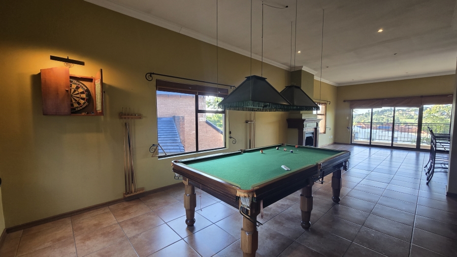 4 Bedroom Property for Sale in Woodhill Estate Gauteng