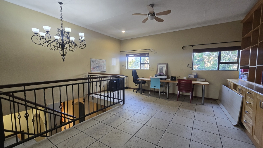 4 Bedroom Property for Sale in Woodhill Estate Gauteng