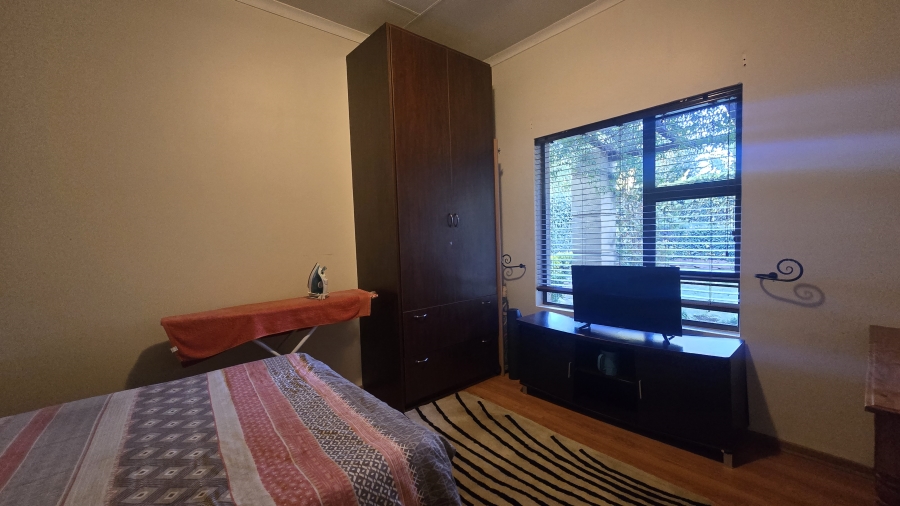 4 Bedroom Property for Sale in Woodhill Estate Gauteng
