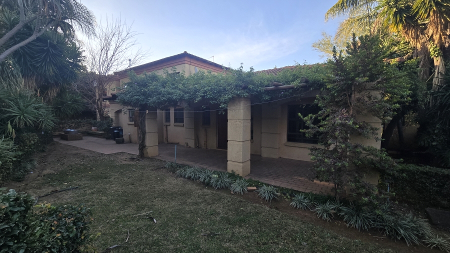 4 Bedroom Property for Sale in Woodhill Estate Gauteng