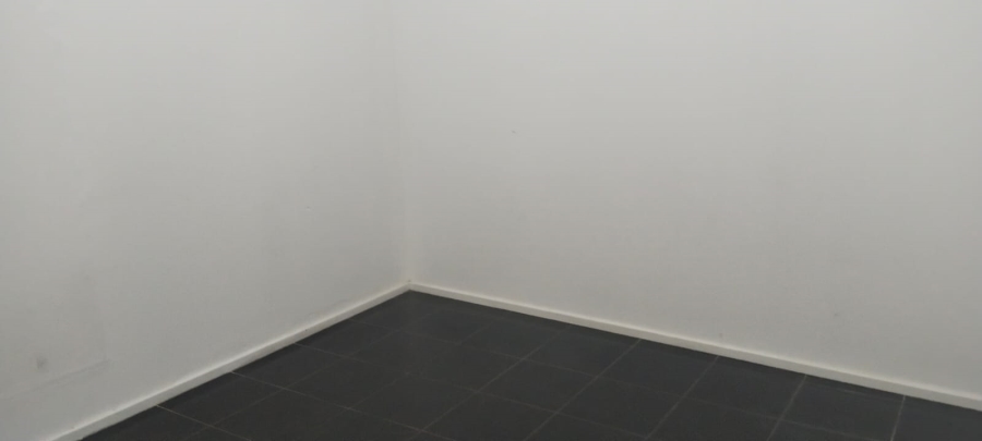 To Let 1 Bedroom Property for Rent in Florida Gauteng