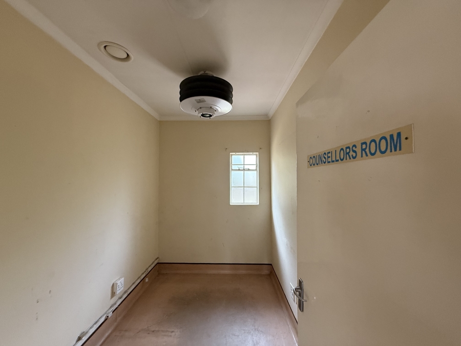 To Let commercial Property for Rent in Ravenswood Gauteng