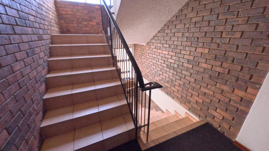 To Let commercial Property for Rent in Northcliff Gauteng