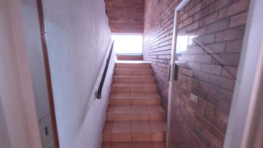 To Let commercial Property for Rent in Northcliff Gauteng