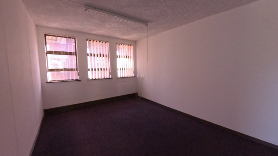 To Let commercial Property for Rent in Northcliff Gauteng