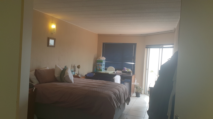 To Let 2 Bedroom Property for Rent in Northcliff Gauteng